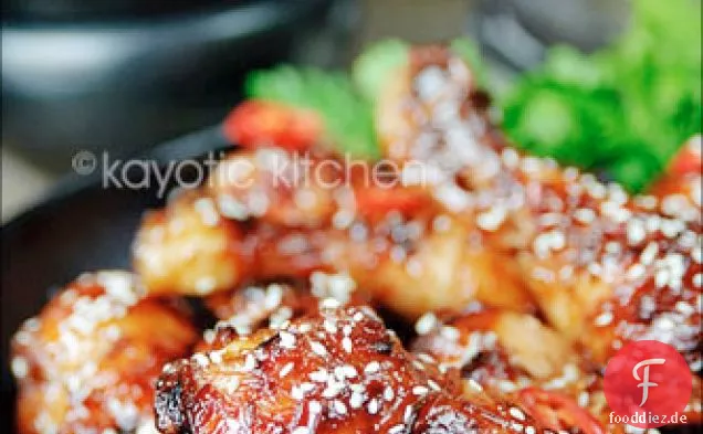 Orientalische klebrige Drumsticks