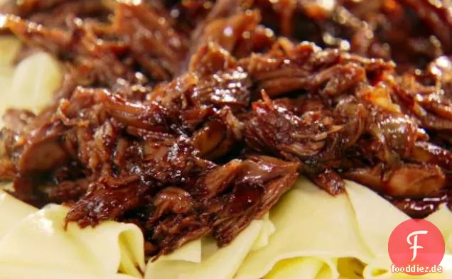 Süß Geschmortem Lamm-Pasta