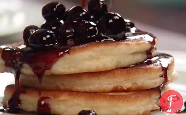 Cakey Buttermilch-Pfannkuchen