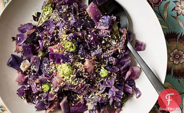 Rotkohl Stir-Fry mit Kokosnuss