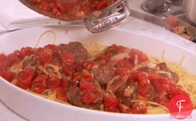 Spaghetti mit Fleischbällchen
