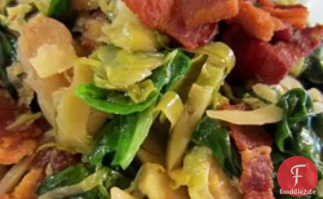 Warmer Rosenkohl-Speck-Spinat-Salat