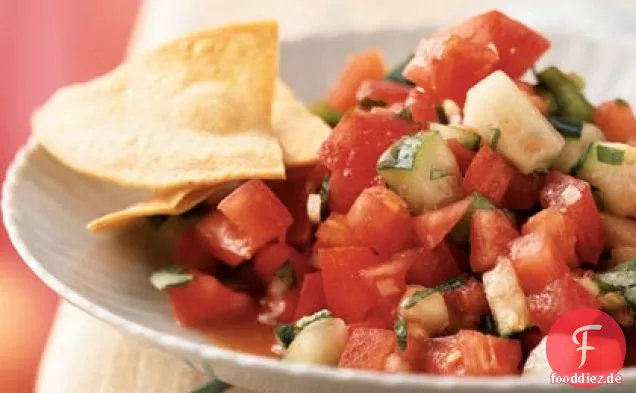 Gazpacho-Salat mit Tomatenvinaigrette