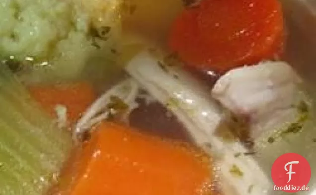 Hühnersuppe für 50