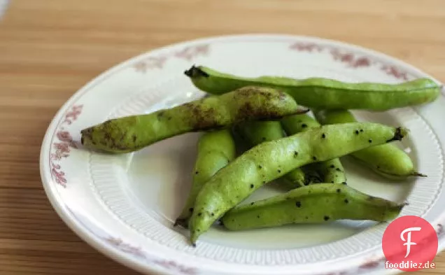 Sommerlicher Reis und Fava-Bohnen