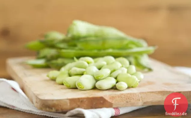 Fava-Bohnen-Quinoa-Salat