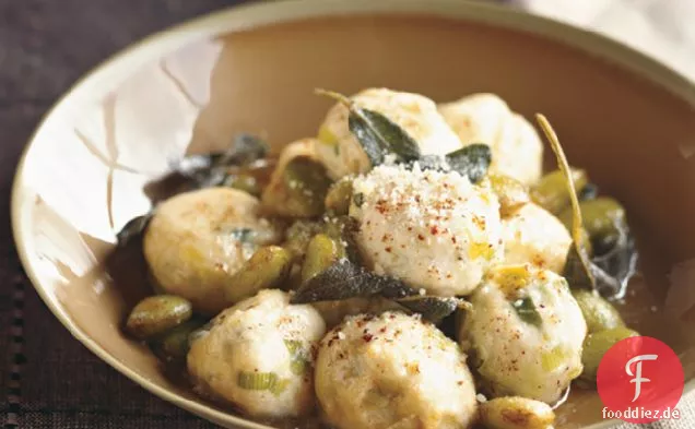 Ricotta-Gnocchi Mit Lauch Und Fava Bohnen