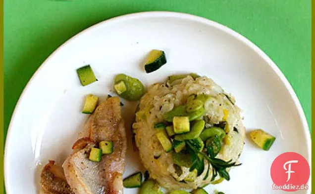Ein Spiel mit dem Essen oder eine Fava Bean Risotto Timbale — Jeu de nourriture ou une timbale de risotto aux fèves
