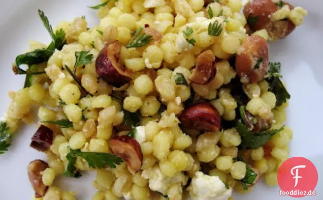 Israelischer Couscous-Picknick-Salat