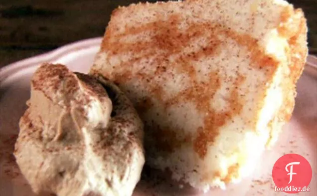 Angel Food Kuchen mit Espresso-Mascarpone-Creme