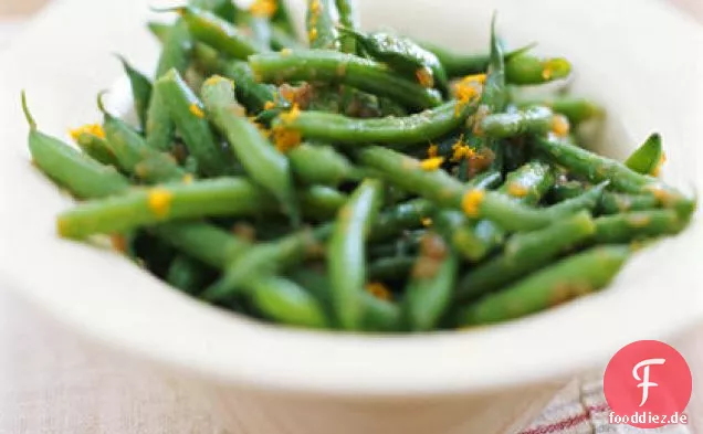 Grüne Bohnen mit karamellisierter Zwiebelvinaigrette