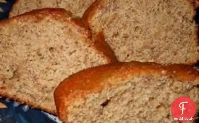 Aufgehelltes Erdnussbutter-Bananenbrot