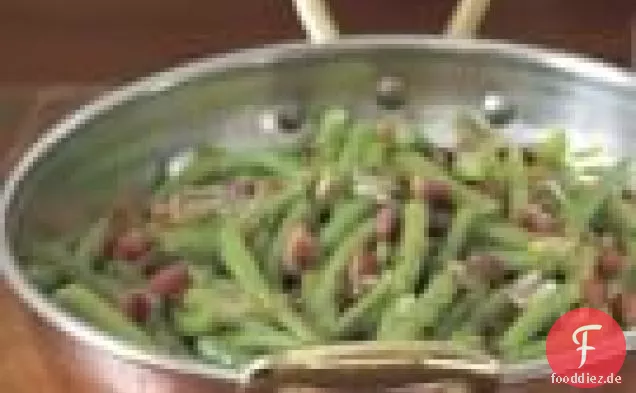Grüne Bohnen Mit Pancetta Und Pinienkernen