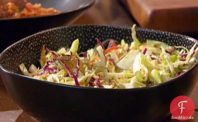 Fenchel und Sellerie Slaw Salat