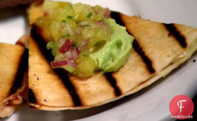 HUMMER-Geröstete Knoblauch-Quesadillas mit Brie-Käse 2