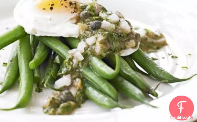 Pochiertes Ei Auf Grünen Bohnen Mit Ravigote Soße