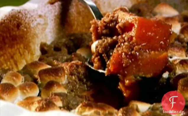 Zuckerrohrsirup glasierte Süßkartoffeln