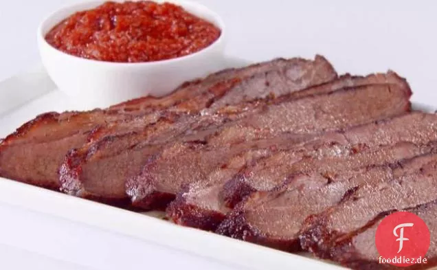 Spiced Beef Brisket mit Smokey BBQ Sauce (Texas)