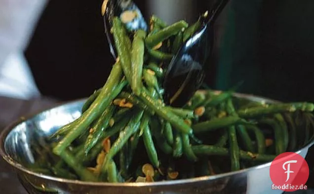 Grüne Bohnen mit Knoblauchvinaigrette