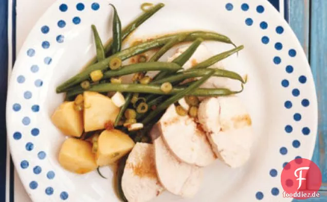 Gingery Pochierte Hähnchenbrust mit Grünen Bohnen und Kartoffeln