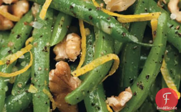 Grüne Bohnen und Walnüsse mit Zitronenvinaigrette