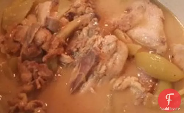 Ginataang Manok (Huhn in Kokosmilch gekocht)