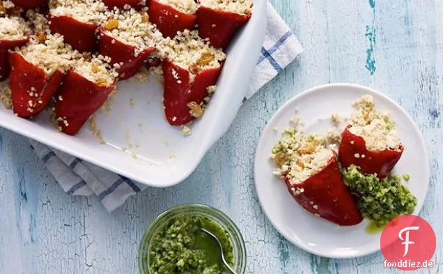 Quinoa-gefüllte Piquillo-Paprika