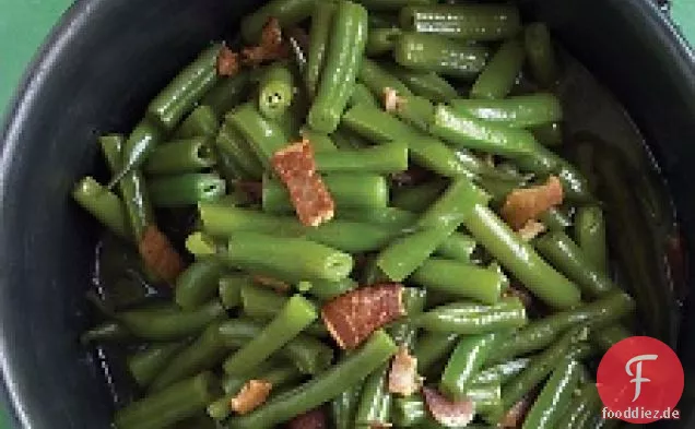 Gedünstete grüne Bohnen mit Speck
