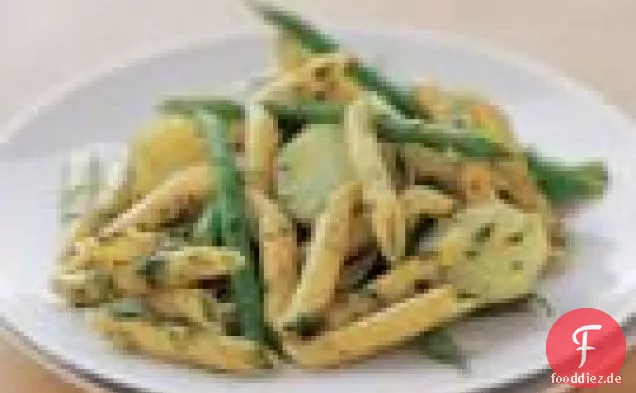 Penne mit Pesto, Kartoffeln & grünen Bohnen