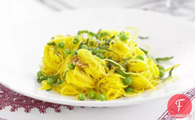 Angel Hair Pasta Mit Safran, Schinken & Erbsen