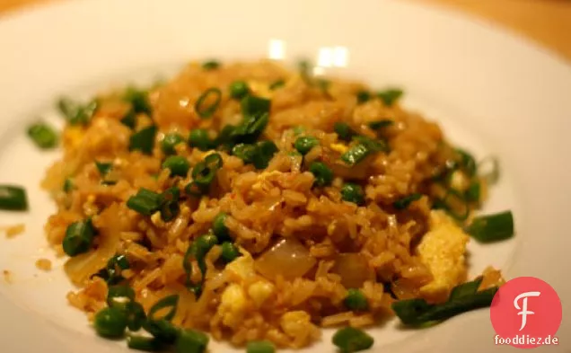 Abendessen heute Abend: Gebratener Reis mit Safran, Ingwer und Tomaten (Arroz Frito Aortuguesa)