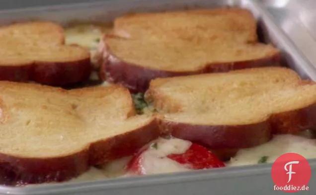 Gebackene Panzanella Caprese