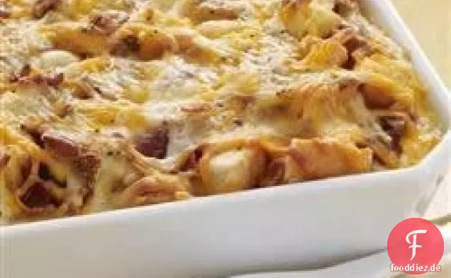 Käsiger Speck-Ei-Brunch-Auflauf