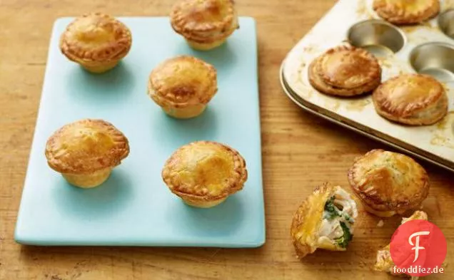 Mini Huhn und Brokkoli Pot Pies