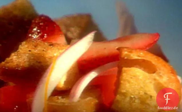 Erdbeer-Panzanella