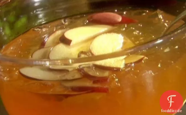 Gewürzter Apfelwein-Punsch