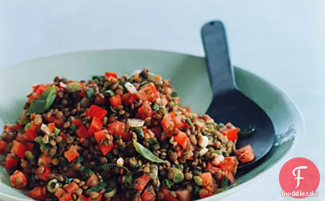 Linsensalat mit Tomaten und Dill