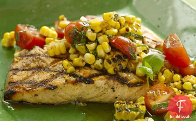 Gegrillter Lachs Mit Verkohltem Mais-Relish