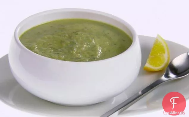 Artischockensuppe mit frischer Minze