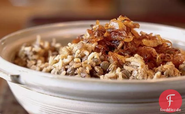 Megadarra (Braune Linsen und Reis mit karamellisierten Zwiebeln)