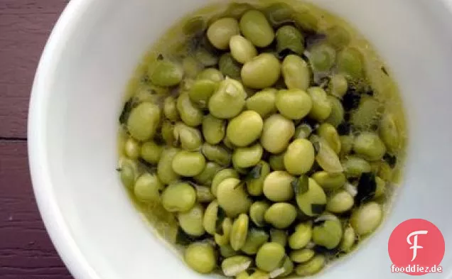 Limabohnen im griechischen Stil