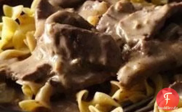 Einfach Weeknight Rindfleisch Stroganoff