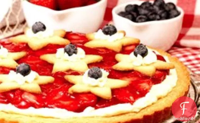 Frische Erdbeer-Käsekuchen-Torte