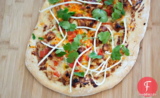 Thai Huhn Pizza
