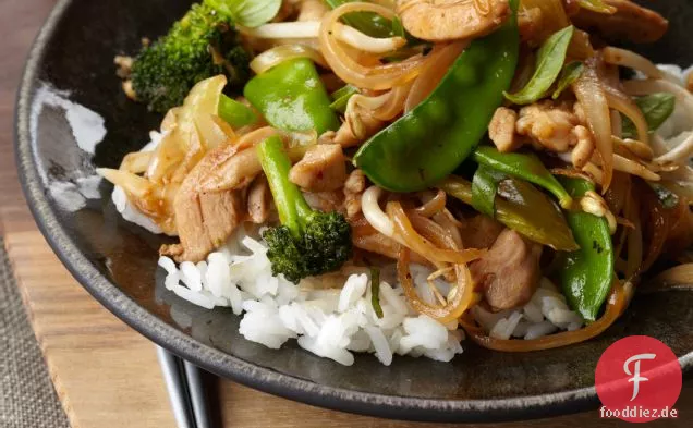 Gemüse und Huhn Stir-Fry