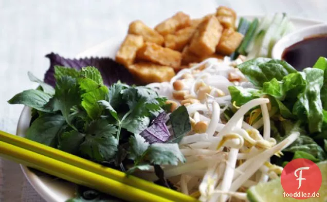 Bun Chay (vietnamesischer vegetarischer Nudelsalat)