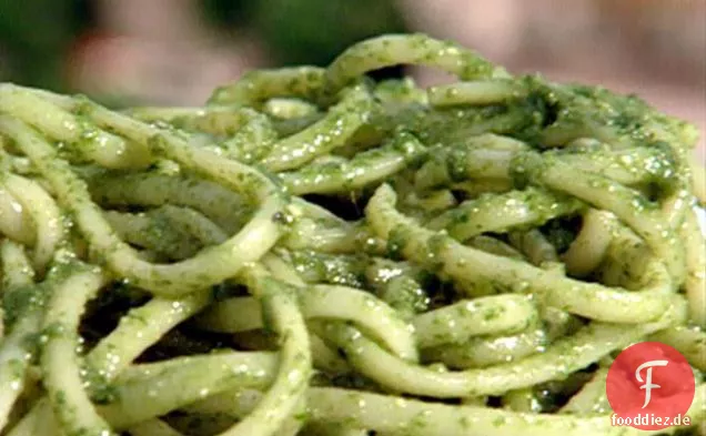 Pesto mit Linguini