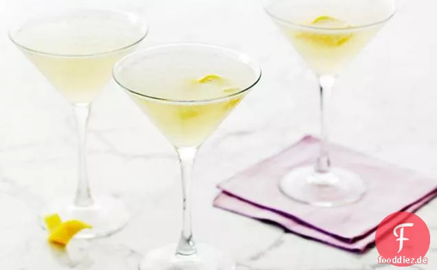 Zitrone und Wodka Martinis