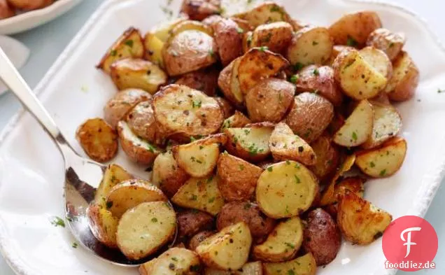 Knoblauch gebratene Kartoffeln