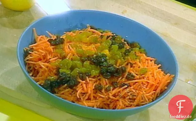 Karotten-Rosinensalat
